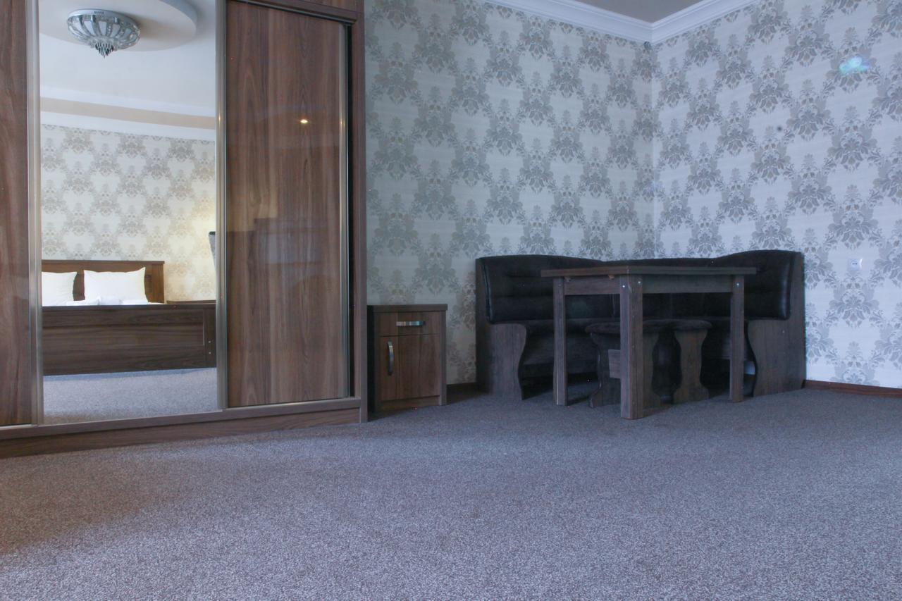 New Palace Shardeni Τυφλίδα Εξωτερικό φωτογραφία